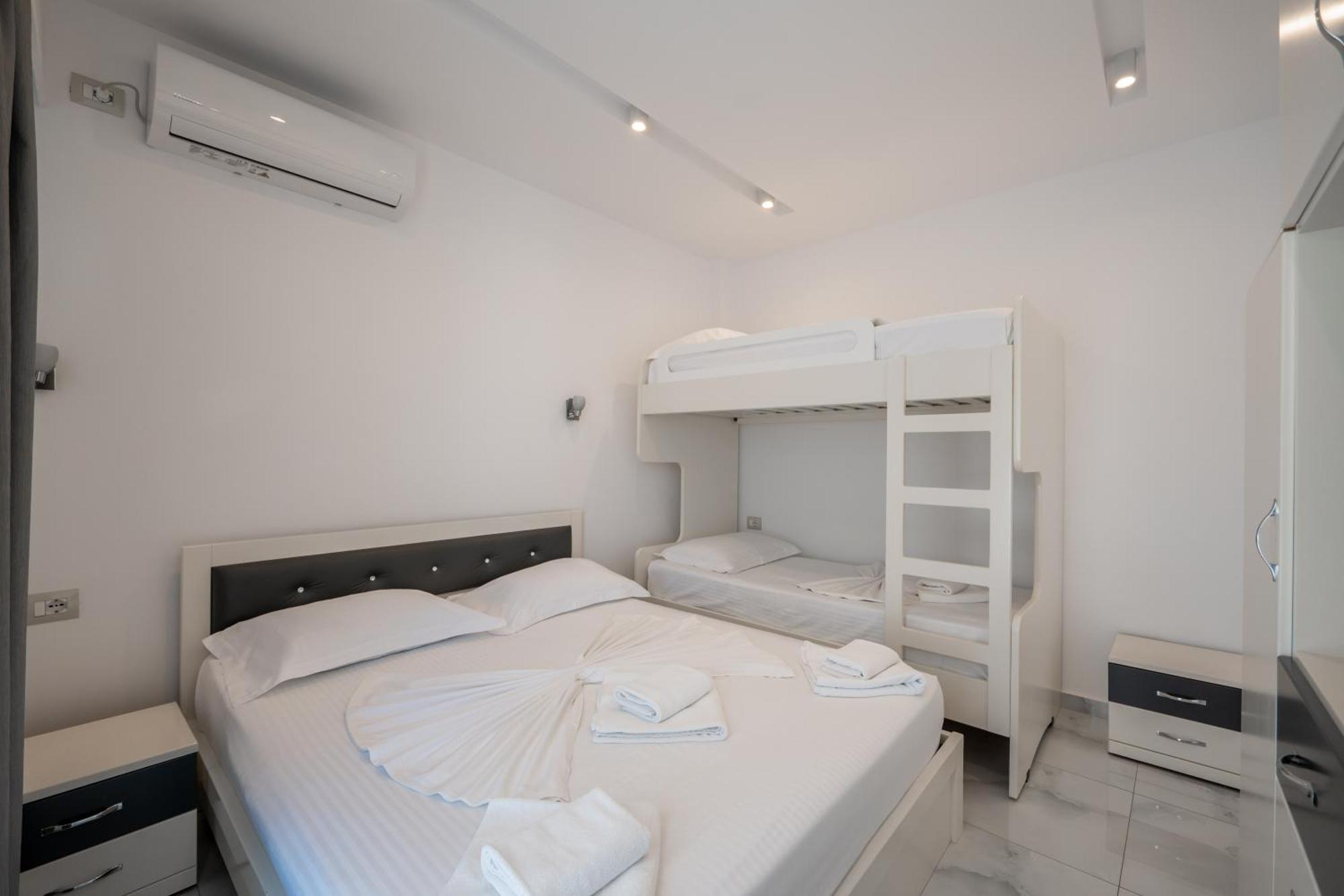 Apartments Mario คซามิล ภายนอก รูปภาพ