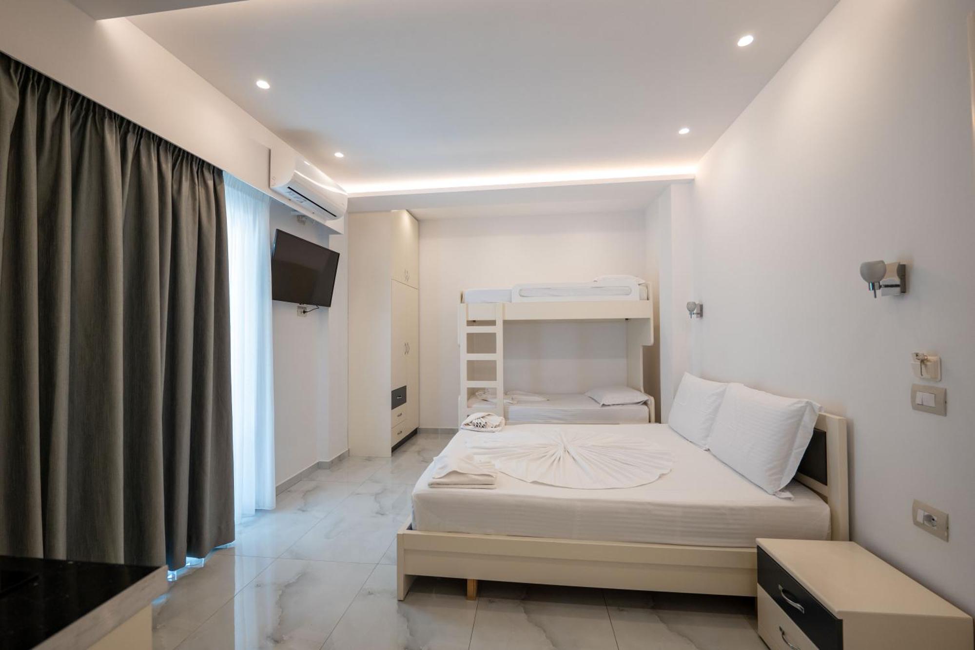 Apartments Mario คซามิล ภายนอก รูปภาพ