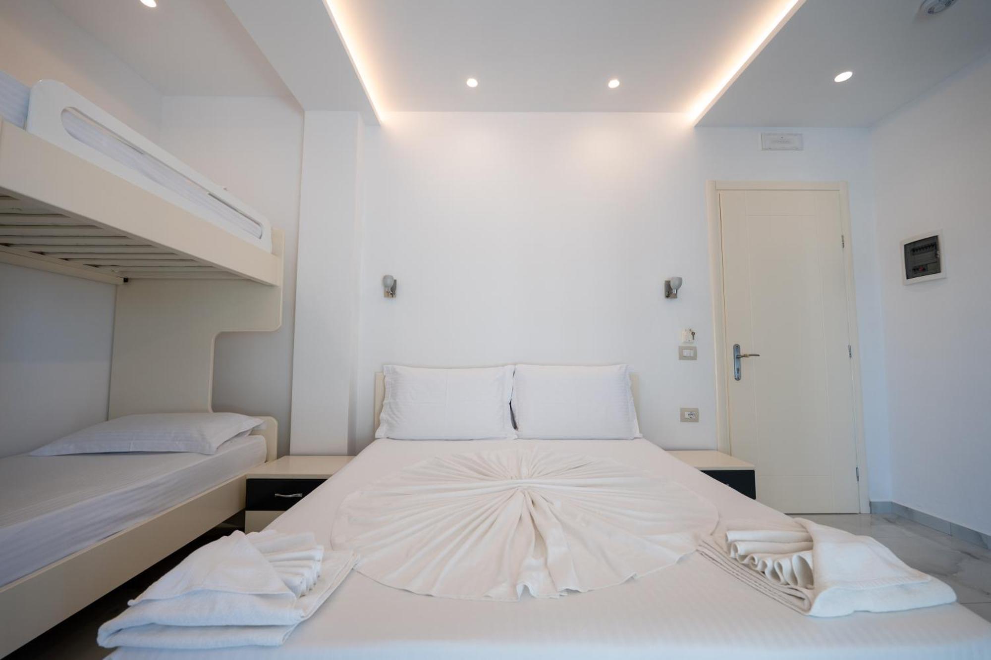 Apartments Mario คซามิล ภายนอก รูปภาพ