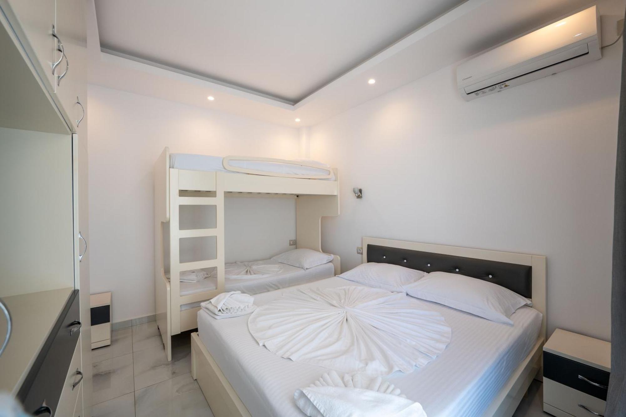 Apartments Mario คซามิล ภายนอก รูปภาพ