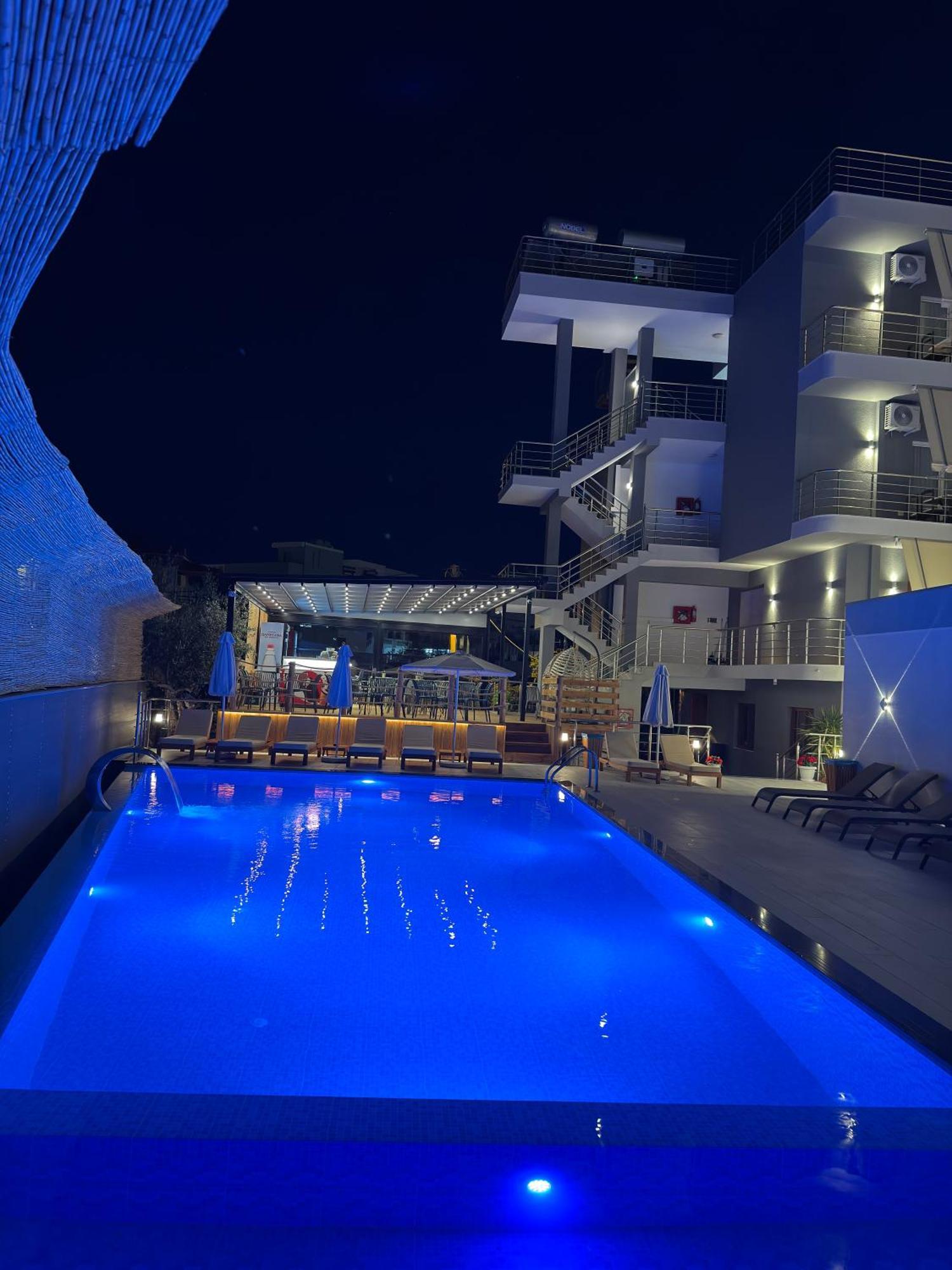 Apartments Mario คซามิล ภายนอก รูปภาพ
